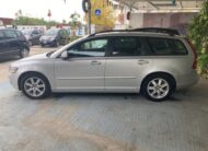 VOLVO V 50