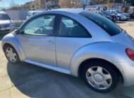 VOLKSWAGEN NEW BEETLE