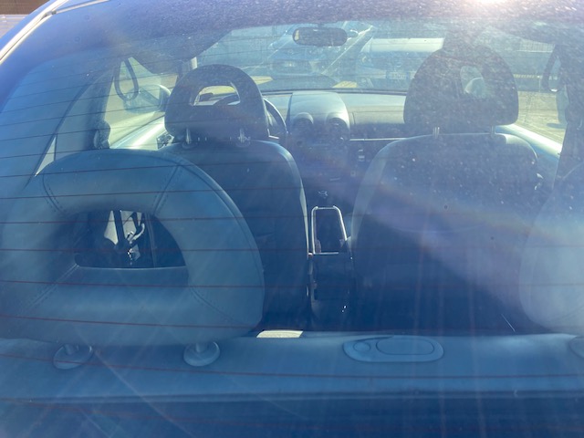 VOLKSWAGEN NEW BEETLE