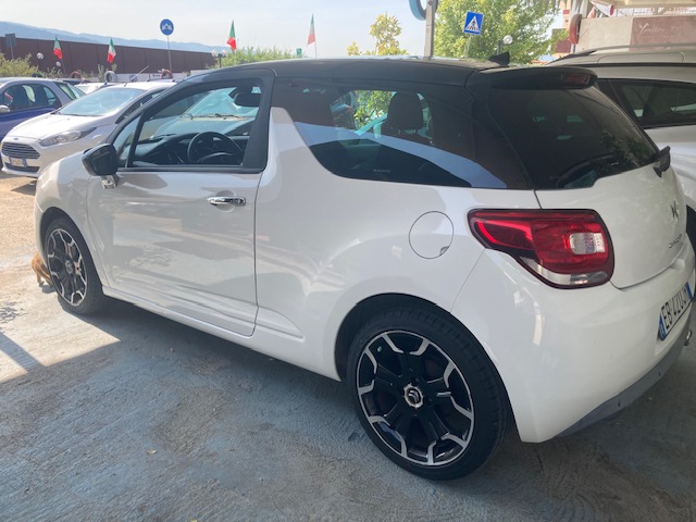 CITROEN DS 3 1.6 HDI SPORT CHIC