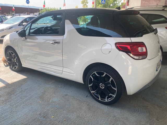 CITROEN DS 3 1.6 HDI SPORT CHIC