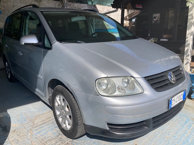 VOLKSWAGEN TOURAN 1.9 TDI