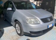 VOLKSWAGEN TOURAN 1.9 TDI