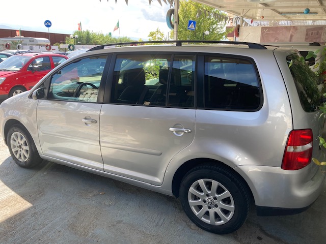 VOLKSWAGEN TOURAN 1.9 TDI