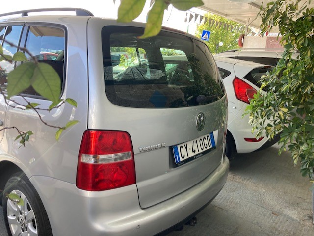 VOLKSWAGEN TOURAN 1.9 TDI