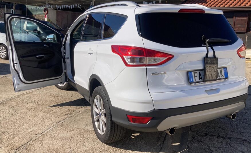 FORD KUGA