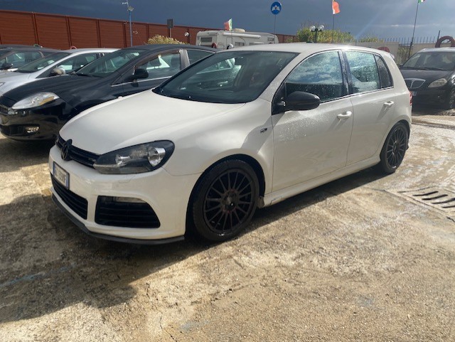 VOLKSWAGEN GOLF 6A RLine