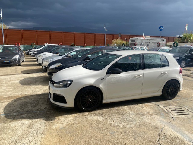 VOLKSWAGEN GOLF 6A RLine