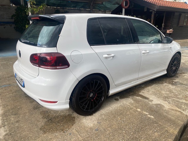 VOLKSWAGEN GOLF 6A RLine