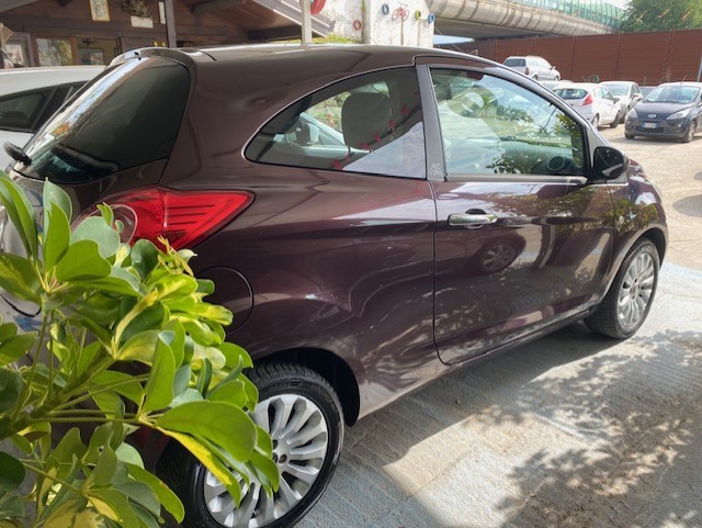 FORD KA