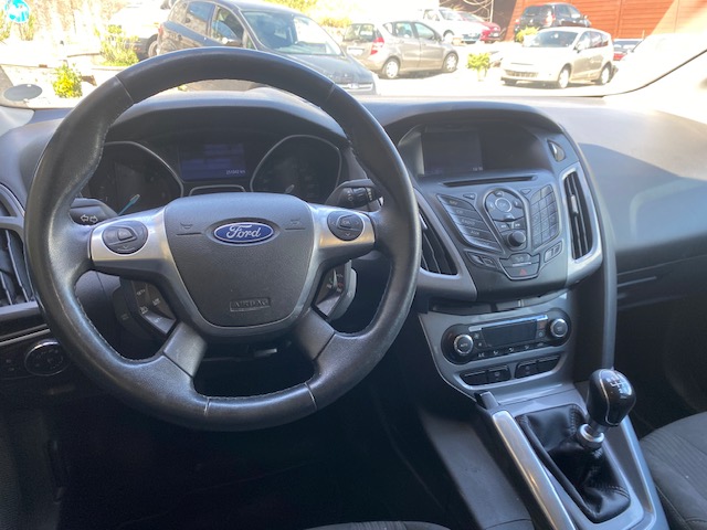 FORD FOCUS