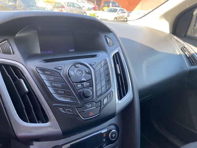 FORD FOCUS