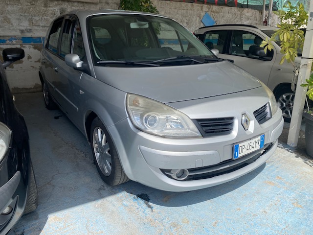 RENAULT SCENIC
