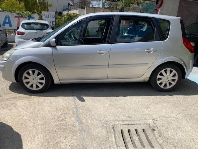 RENAULT SCENIC