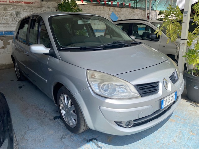 RENAULT SCENIC