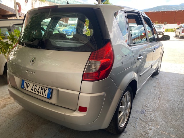 RENAULT SCENIC