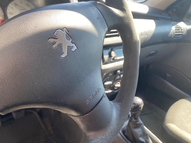 PEUGEOT 206 HDi