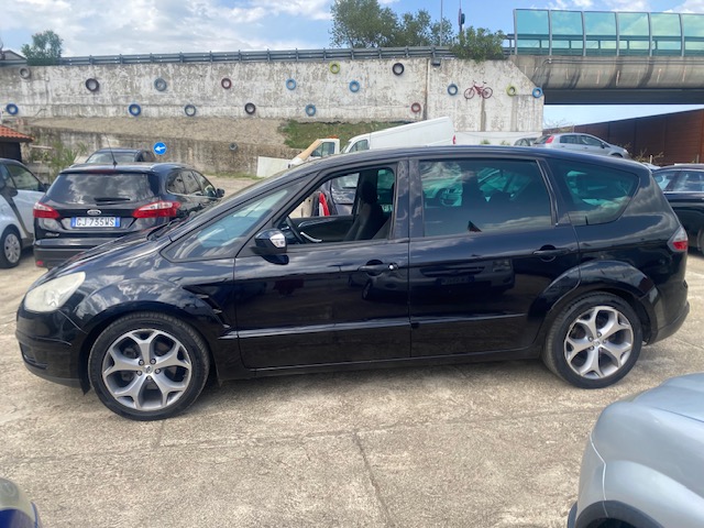 FORD S MAX