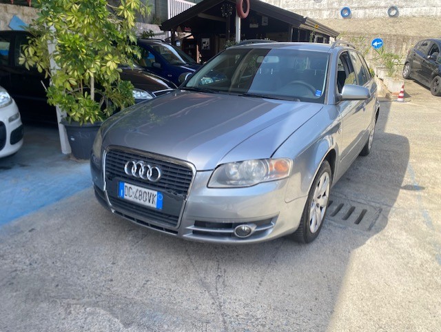AUDI   A 4 SW