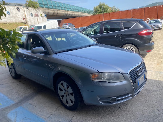 AUDI   A 4 SW