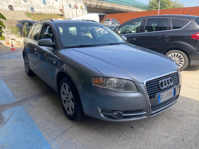 AUDI   A 4 SW
