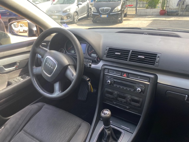 AUDI   A 4 SW