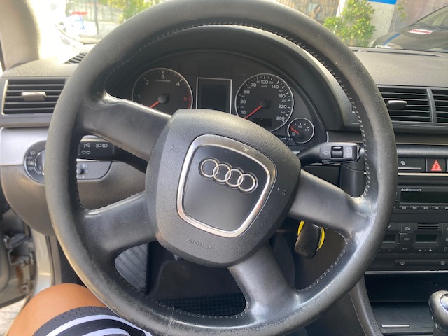 AUDI   A 4 SW
