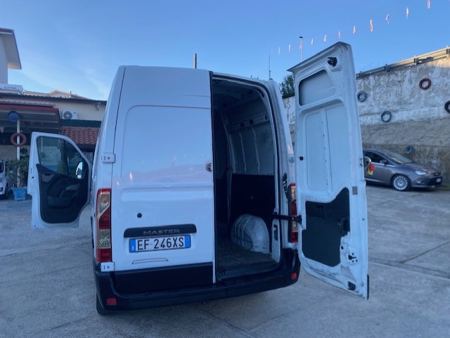 RENAULT MASTER