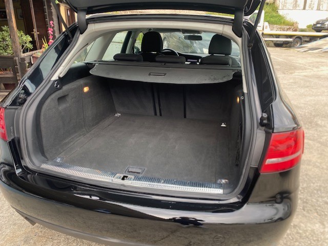 AUDI A 4