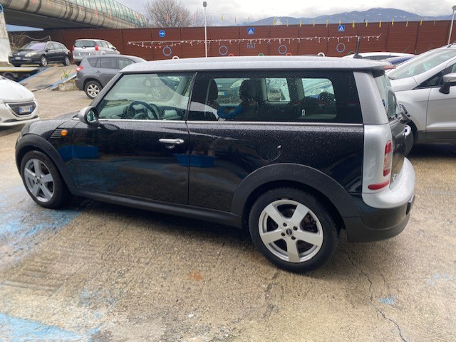 MINI COOPER D CLUBMAN