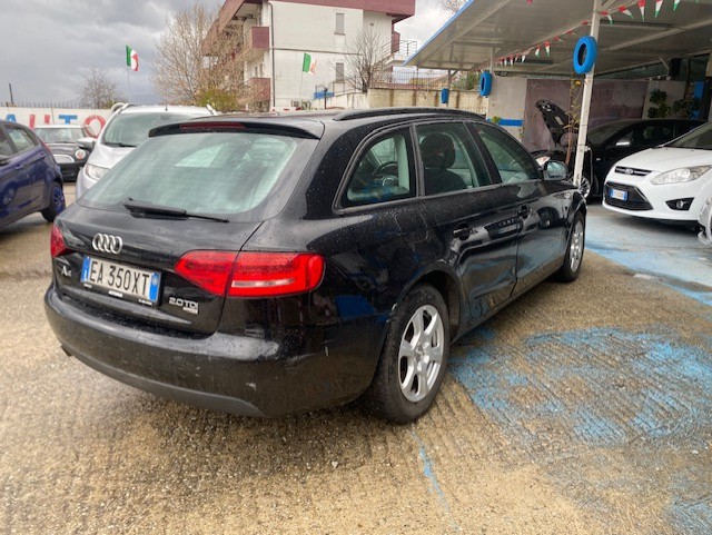 AUDI A 4
