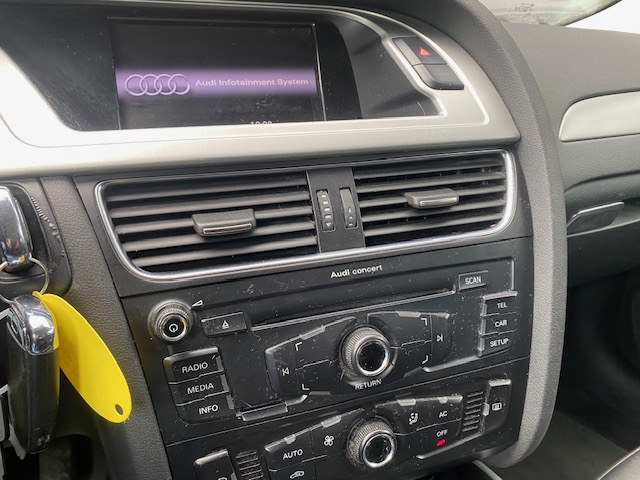 AUDI A 4