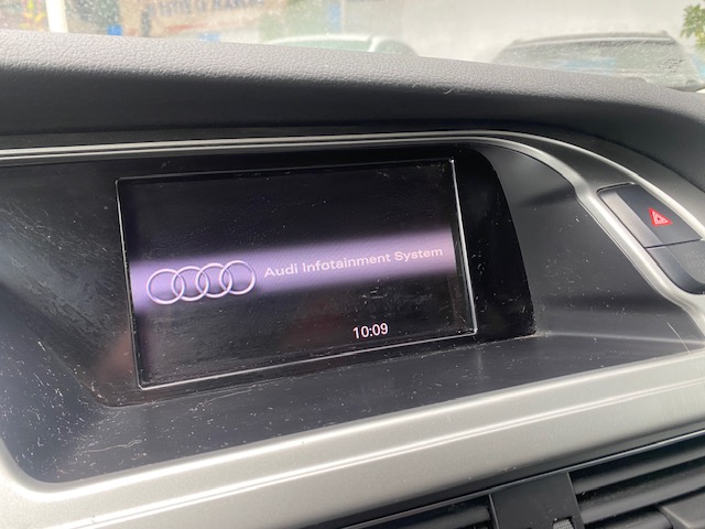 AUDI A 4