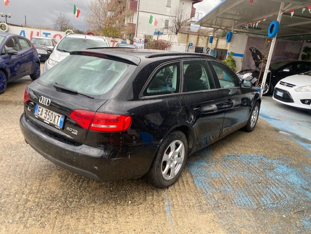 AUDI A 4