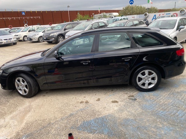 AUDI A 4