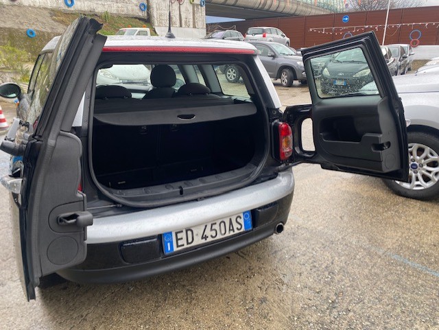 MINI COOPER D CLUBMAN