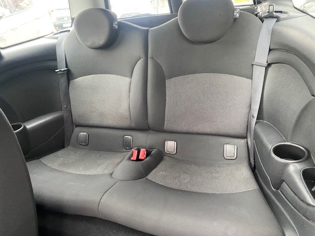 MINI COOPER D CLUBMAN