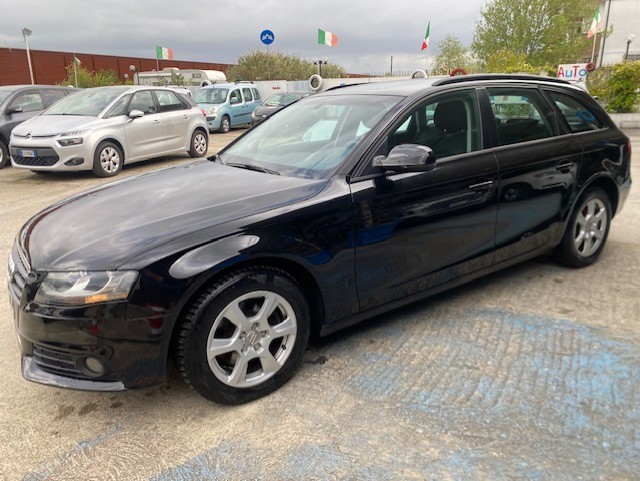 AUDI A 4