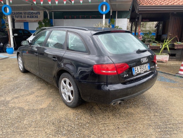 AUDI A 4