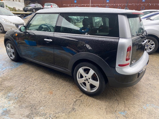 MINI COOPER D CLUBMAN