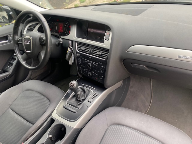 AUDI A 4