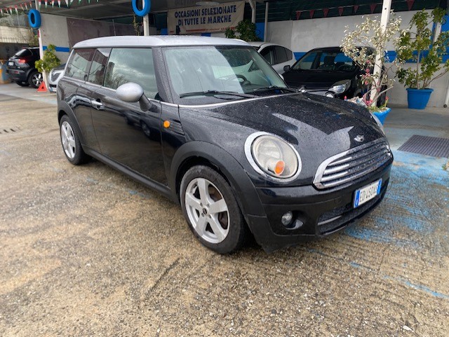 MINI COOPER D CLUBMAN