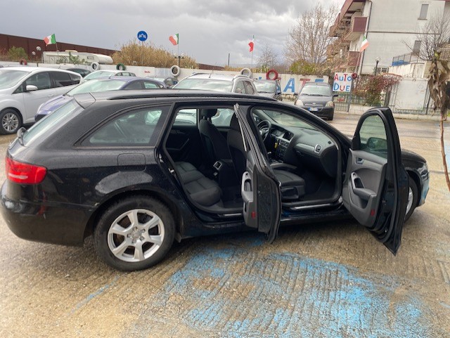 AUDI A 4