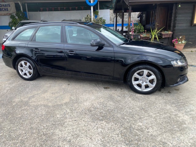 AUDI A 4