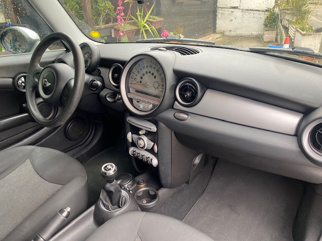 MINI COOPER D CLUBMAN