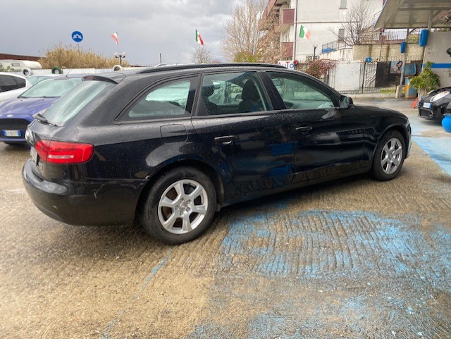 AUDI A 4