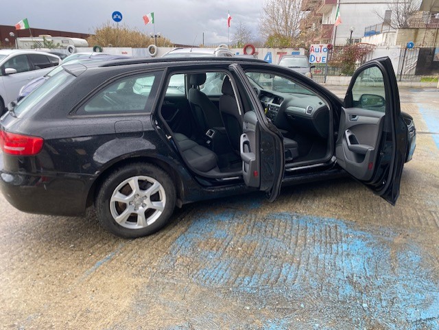 AUDI A 4