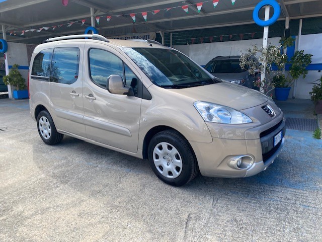 PEUGEOT PARTENER