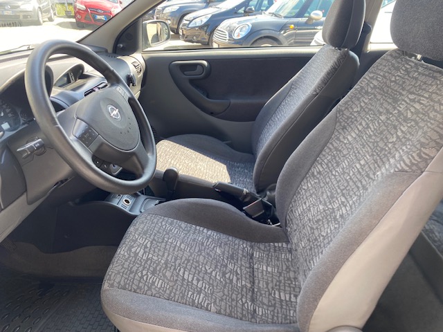 OPEL CORSA AUTOMATICA