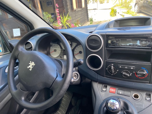 PEUGEOT PARTENER